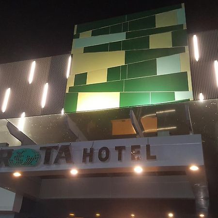 Rota International Hotel Jakarta Værelse billede